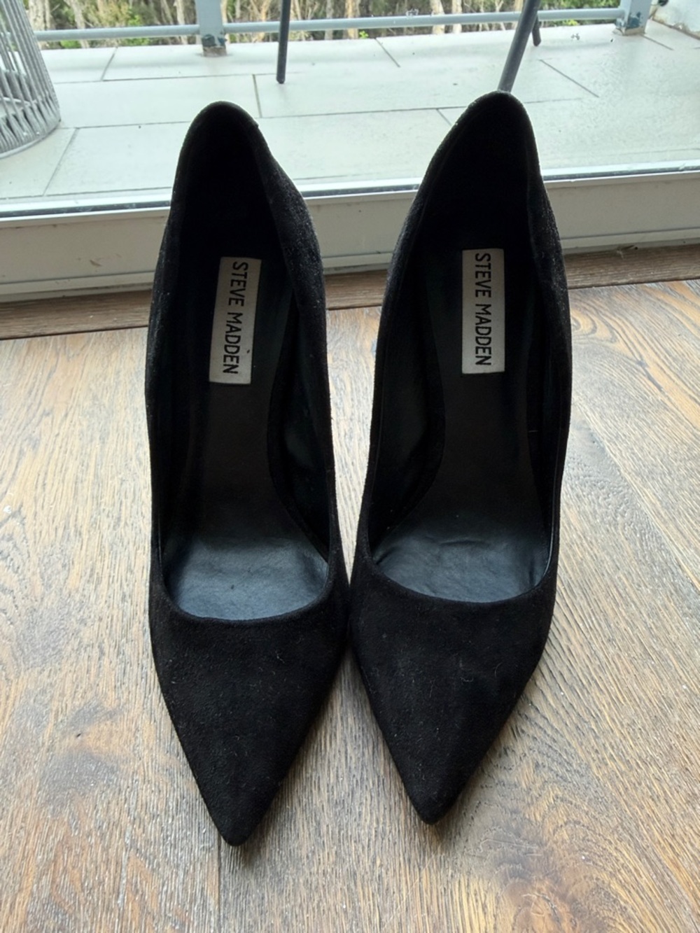 Steve Madden Black Suede Pointed-Toe Pumps